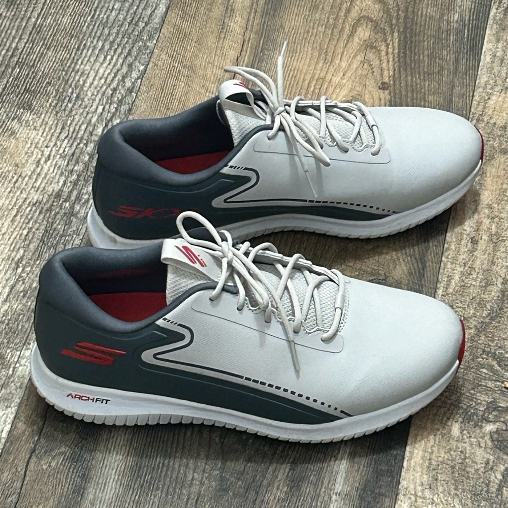 Sketches ARCHFIT GOLF Men Size
9.5 Waterproof